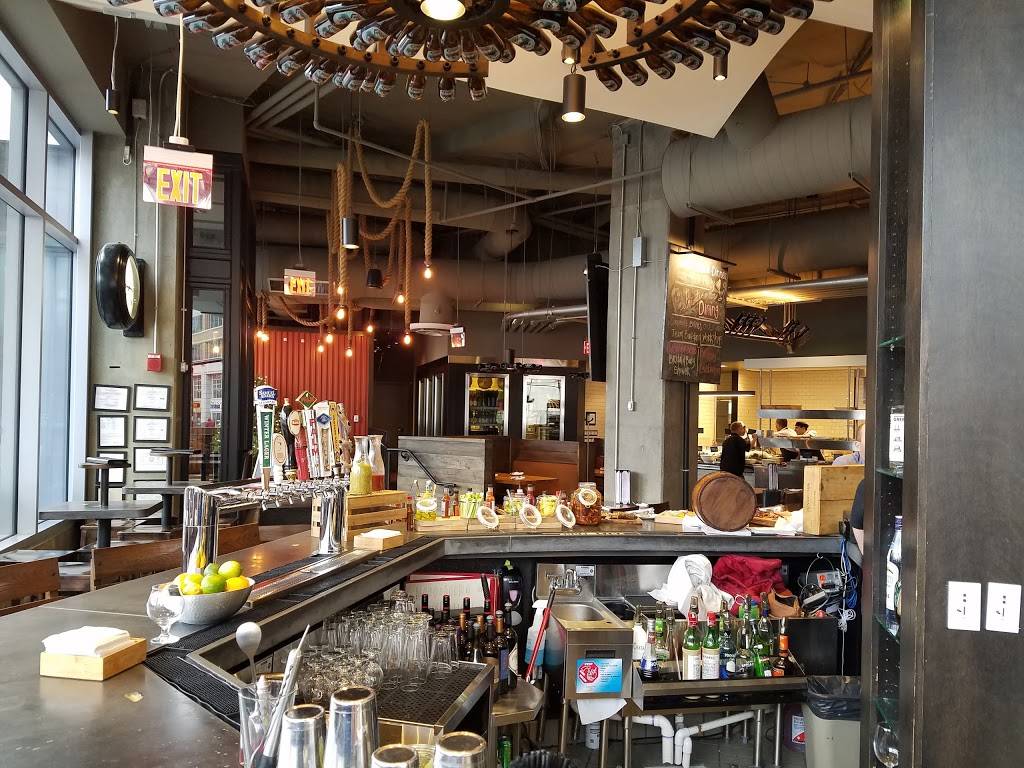 Mussel Bar & Grille | restaurant | 800 N Glebe Rd, Arlington, VA 22203, USA | 7038412337 OR +1 703-841-2337