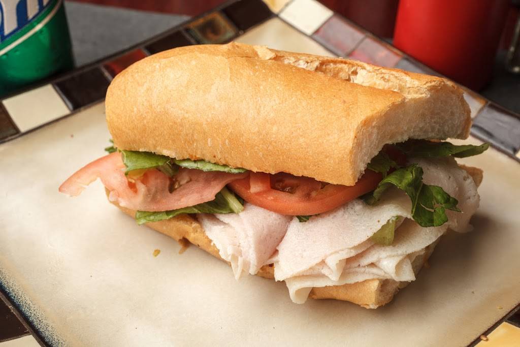 Williams Seafood & PoBoy | restaurant | 4041 Williams Blvd #8, Kenner, LA 70065, USA | 5044670010 OR +1 504-467-0010