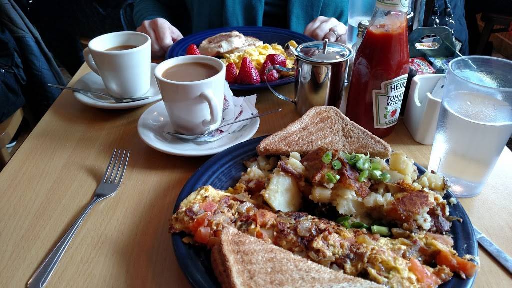 Chestnut Fine Foods & Confections | restaurant | 1012 State St, New Haven, CT 06511, USA | 2037826767 OR +1 203-782-6767