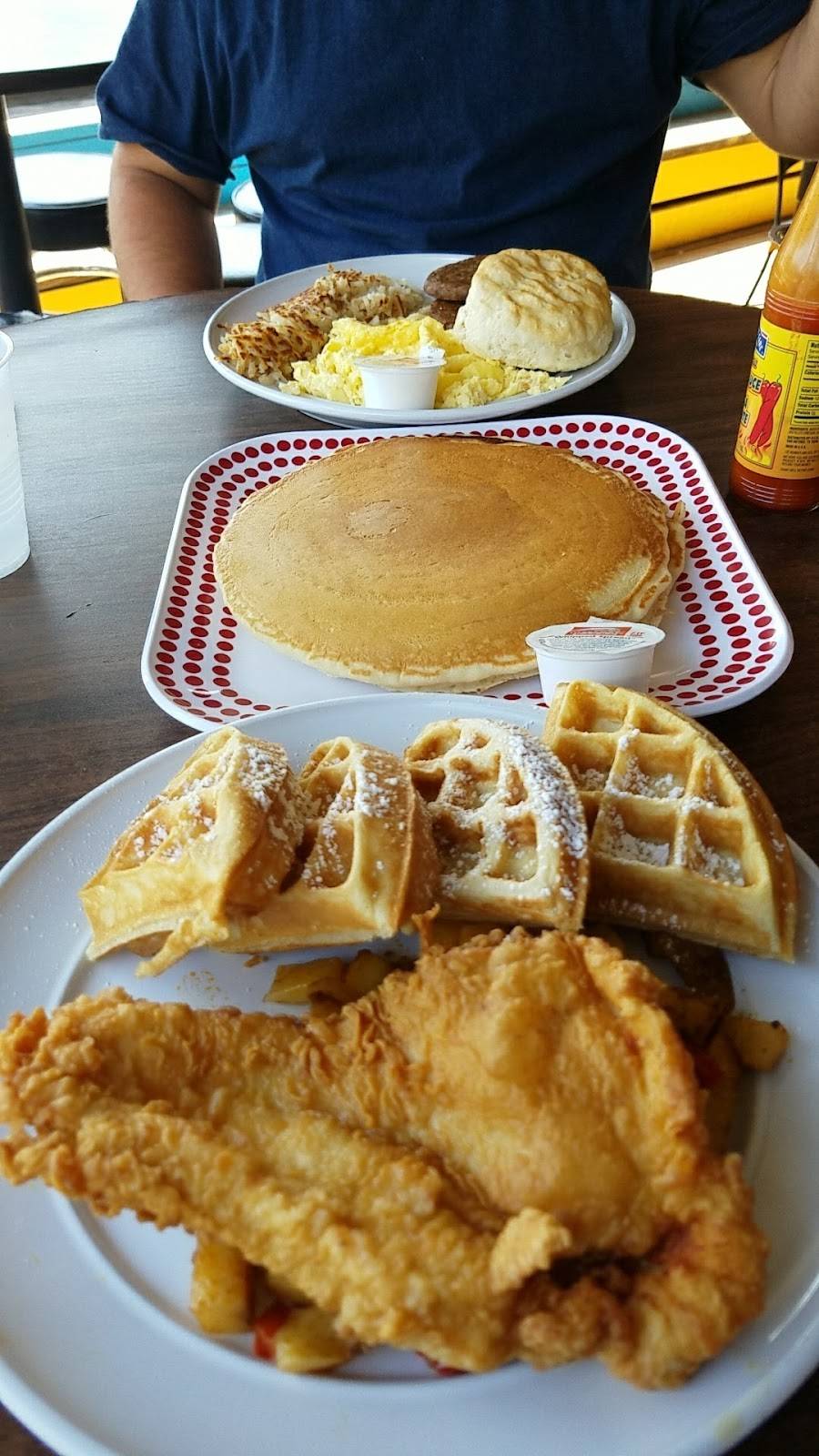 Toasted | restaurant | 1932 Sam Houston Ave, Huntsville, TX 77340, USA | 9364394842 OR +1 936-439-4842