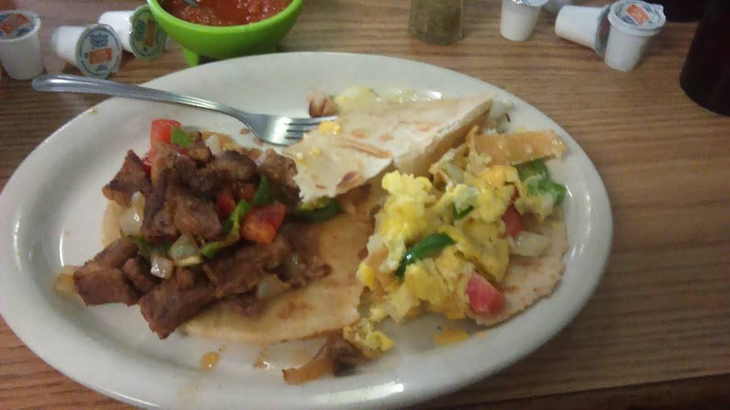 My Little Taco House | restaurant | 2125 S Flores St, San Antonio, TX 78204, USA | 2102245994 OR +1 210-224-5994