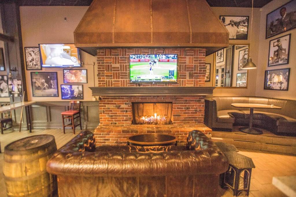 Harbour Rackhouse | restaurant | 16903 Algonquin St, Huntington Beach, CA 92649, USA | 7143773893 OR +1 714-377-3893