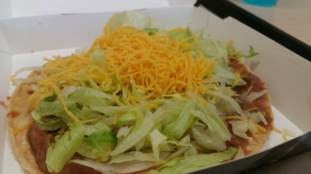 Del Taco | meal takeaway | 21920 Lassen St, Chatsworth, CA 91311, USA | 8187094058 OR +1 818-709-4058