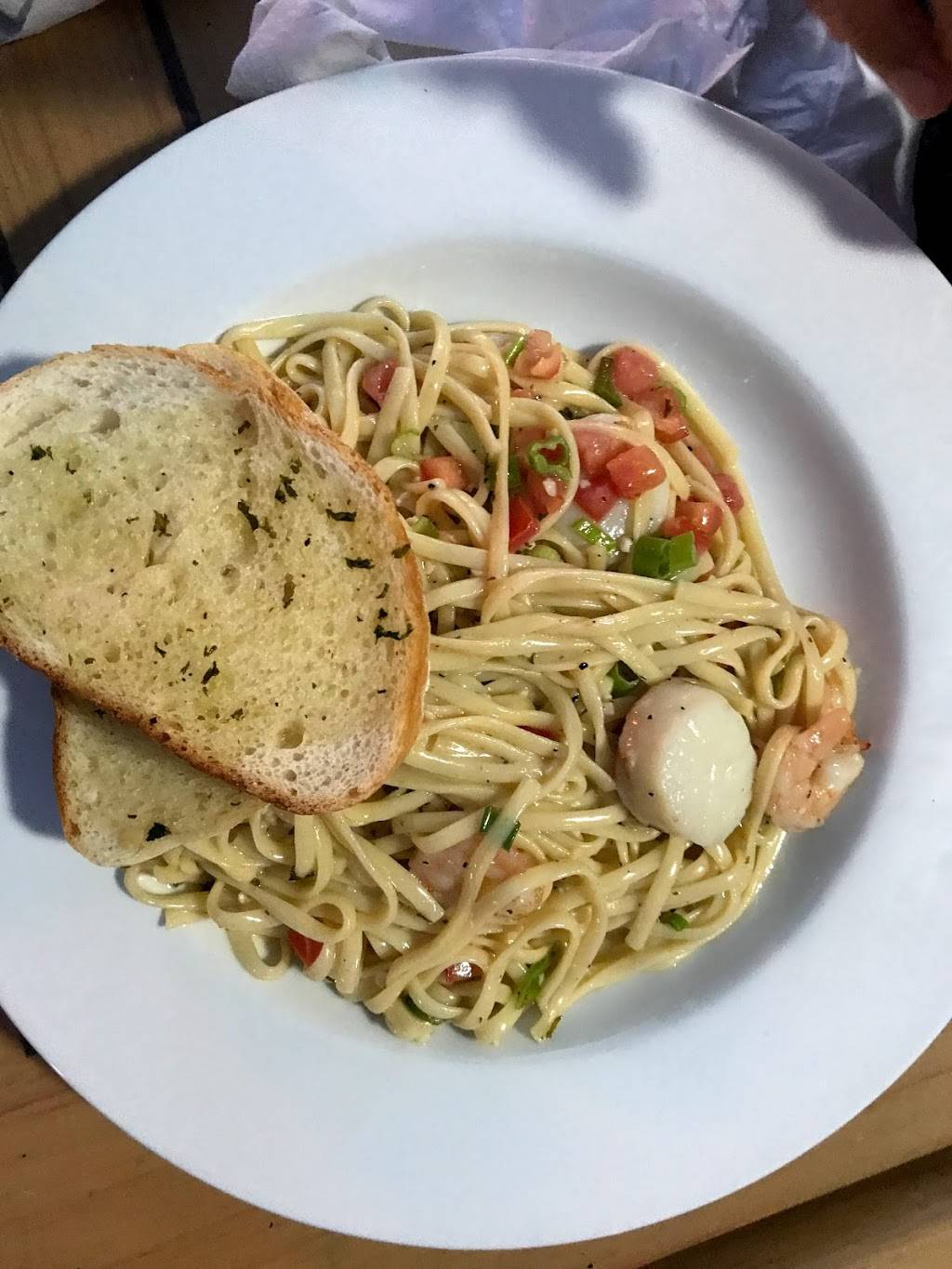 Michaels Seafood Restaurant | restaurant | 1206 N Lake Park Blvd A, Carolina Beach, NC 28428, USA | 9104587761 OR +1 910-458-7761