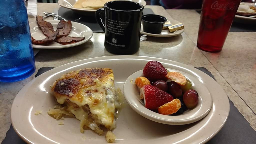 Meet Me At Irenes | restaurant | 264 Kent Ave NE, Hartville, OH 44632, USA | 3308776477 OR +1 330-877-6477