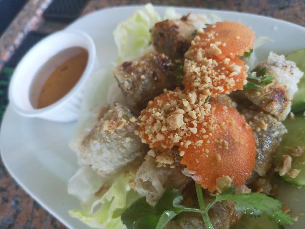 August Moon Asian Grill | restaurant | 18651 Mainstreet, Parker, CO 80134, USA | 3038414598 OR +1 303-841-4598