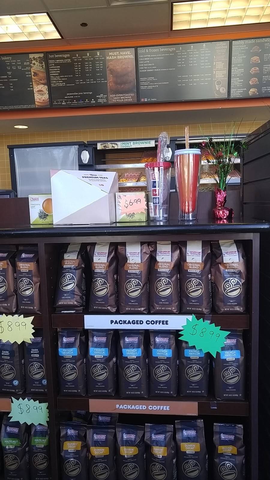 Dunkin Donuts | cafe | 8408 N. Skokie Blvd (#1), Skokie, IL 60077, USA | 8476740777 OR +1 847-674-0777