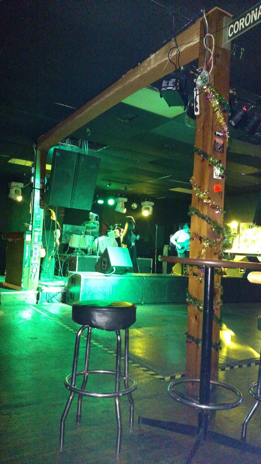 Bada Brew Bar & Grill | restaurant | 802 Theodore St, Crest Hill, IL 60403, USA | 8157263401 OR +1 815-726-3401