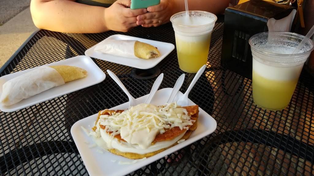 Arrechissimo Restaurant | restaurant | 8100 Blue Ash Rd, Deer Park, OH 45236, USA | 5137933100 OR +1 513-793-3100