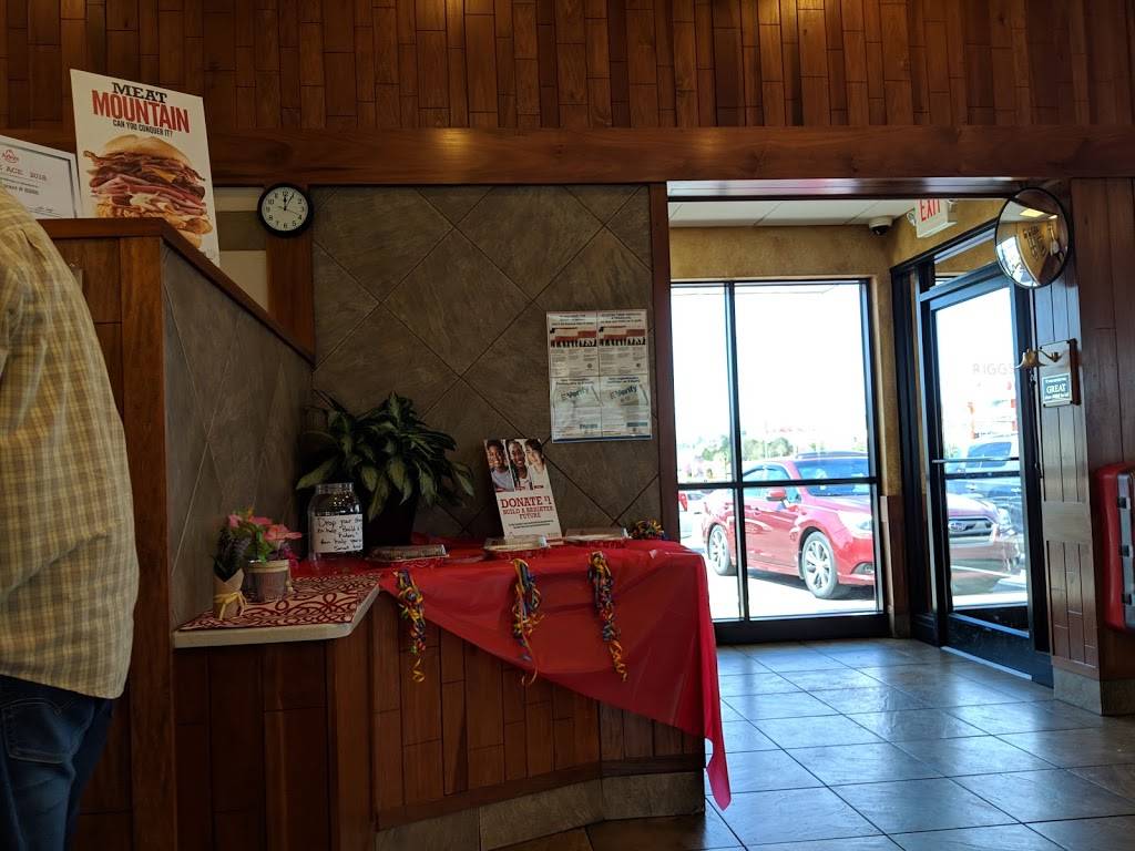 Arbys | restaurant | 608 E Emory Rd, Powell, TN 37849, USA | 8659471010 OR +1 865-947-1010