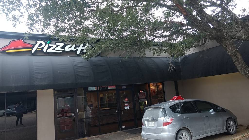 Pizza Hut | restaurant | 3800 Texas 6 Frontage Rd Ste 206, College Station, TX 77845, USA | 9796939393 OR +1 979-693-9393