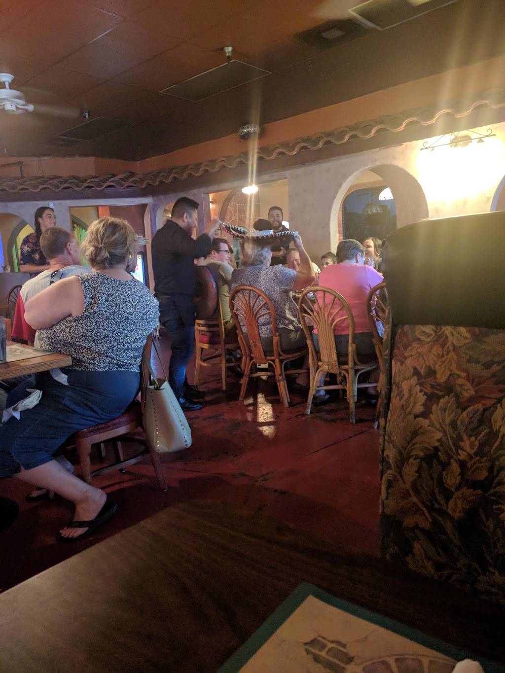 El Portal Restaurant | restaurant | 6641 Ming Ave, Bakersfield, CA 93309, USA | 6618342629 OR +1 661-834-2629