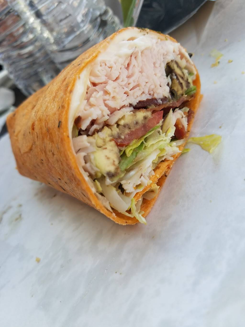 Micasa Sub Shop | restaurant | 122 E Market St, Red Bud, IL 62278, USA | 6182823733 OR +1 618-282-3733