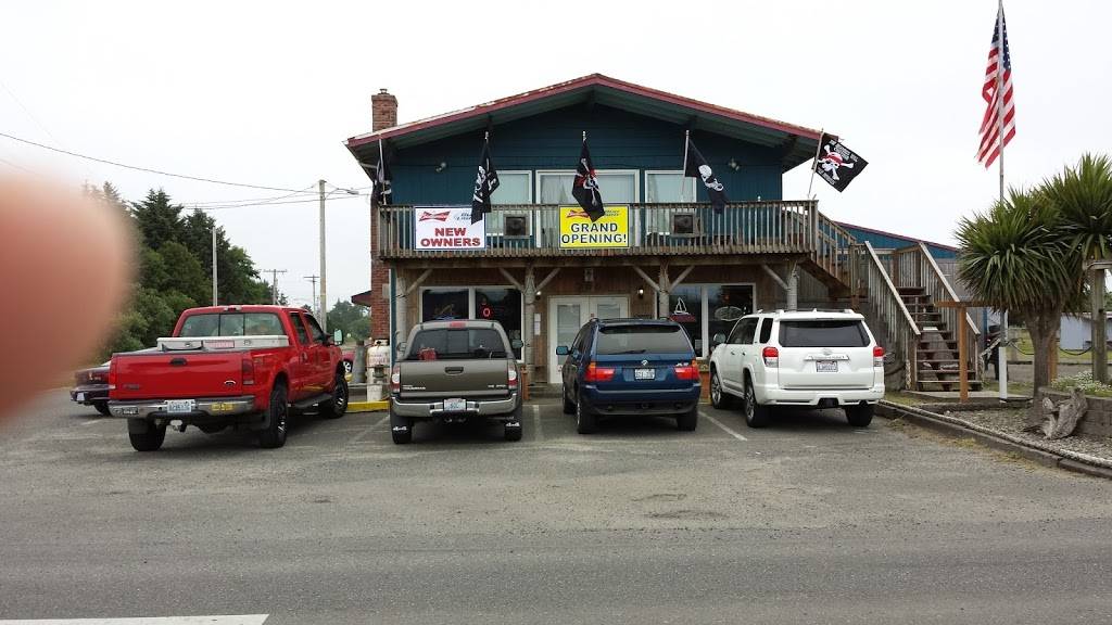 Pirates Cove Pub | restaurant | 798 Ocean Shores Blvd NW, Ocean Shores, WA 98569, USA | 3602894400 OR +1 360-289-4400