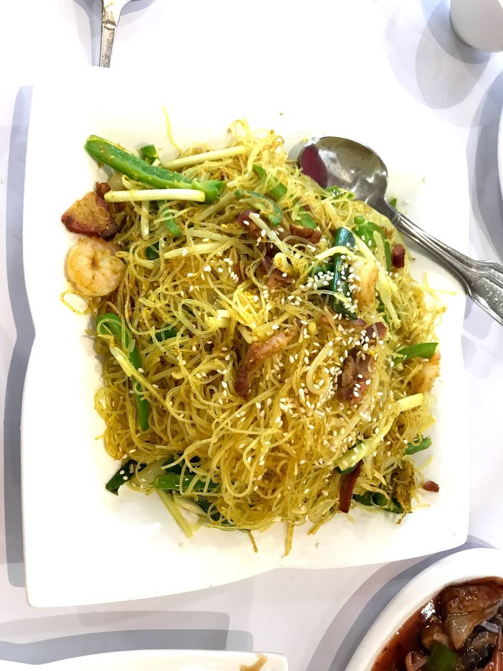 Sasa Kitchen | restaurant | 10350 San Pablo Ave, El Cerrito, CA 94530, USA | 5102922388 OR +1 510-292-2388