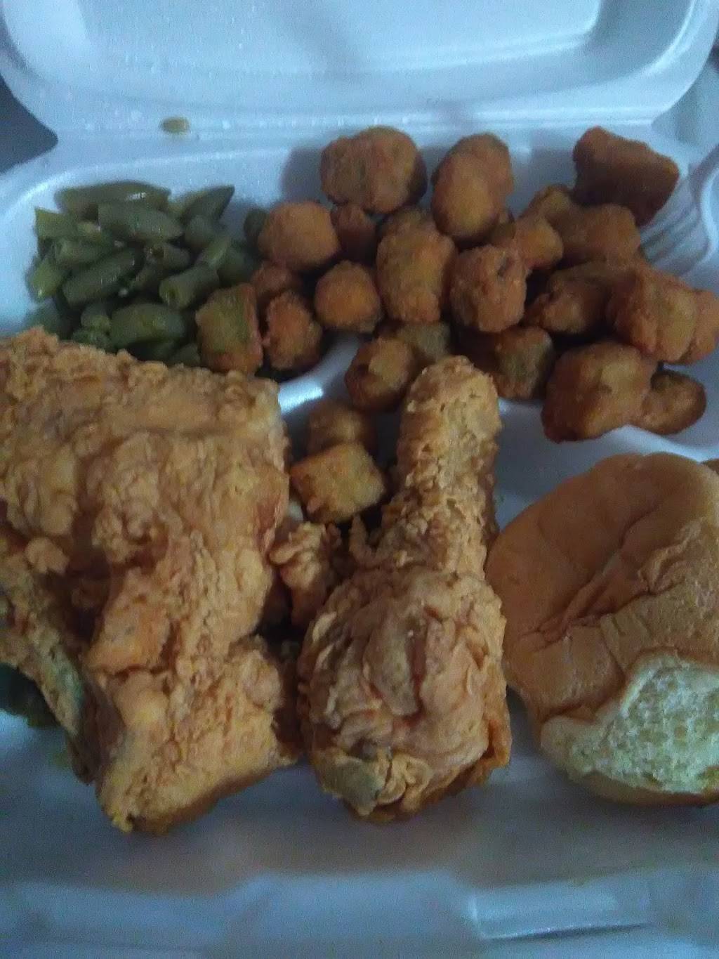 Lisas Chicken | restaurant | 1201 E Berry St, Fort Worth, TX 76110, USA | 8179271770 OR +1 817-927-1770