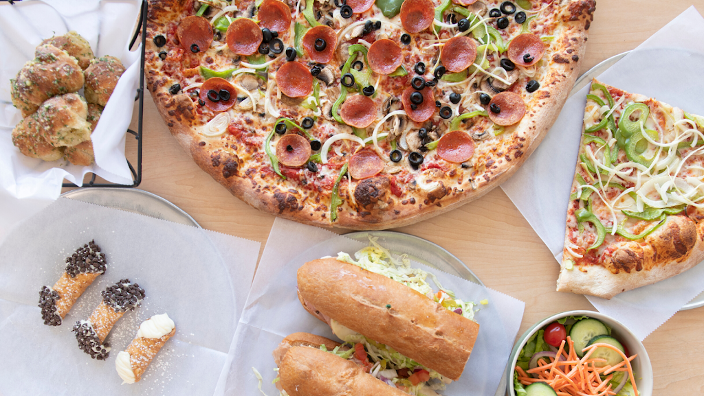 Sals Pizza | restaurant | 51 Brookline Ave, Boston, MA 02115, USA | 6175364444 OR +1 617-536-4444