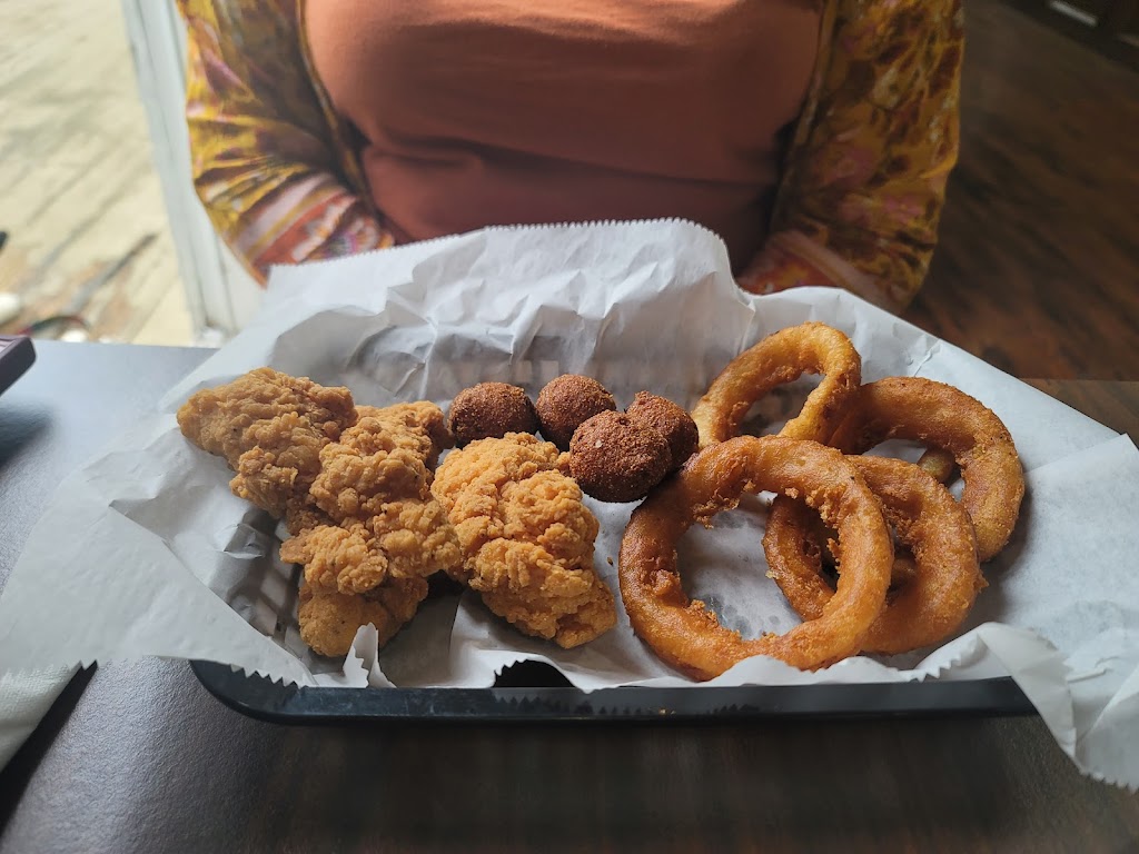 Tammies Place | restaurant | 19857 Main St, Buchanan, VA 24066, USA | 5402548048 OR +1 540-254-8048