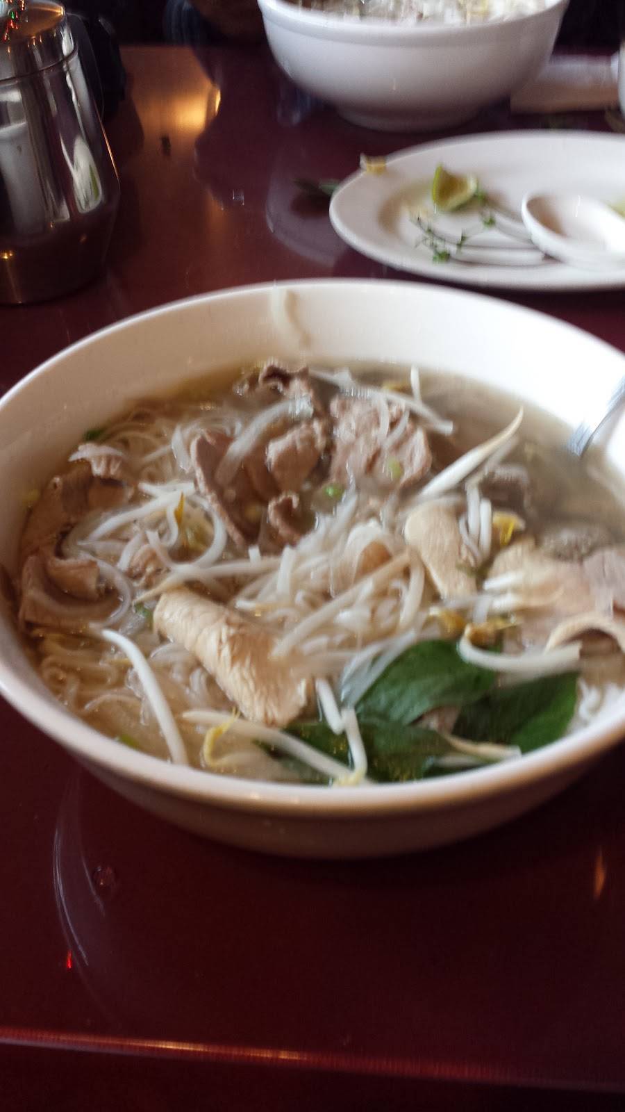 Pho Truc Lien | restaurant | 3010 St Joseph Blvd, Orléans, ON K1C 7C2, Canada | 6138348088 OR +1 613-834-8088