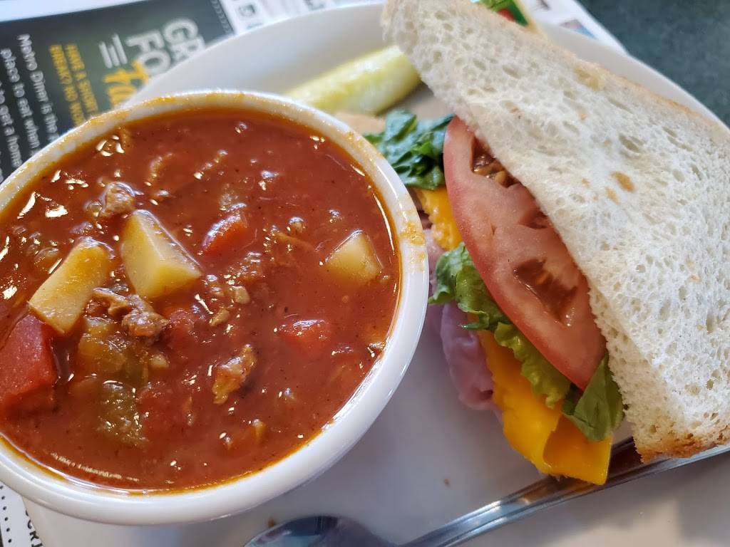 Metro Diner | cafe | 2714 W Osceola Pkwy, Kissimmee, FL 34741, USA | 4077496998 OR +1 407-749-6998