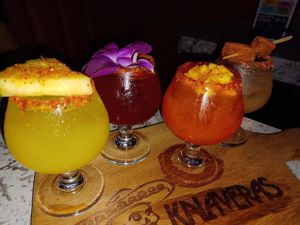 Kalaveras | restaurant | 111 E Hospitality Ln, San Bernardino, CA 92408, USA | 9095217196 OR +1 909-521-7196