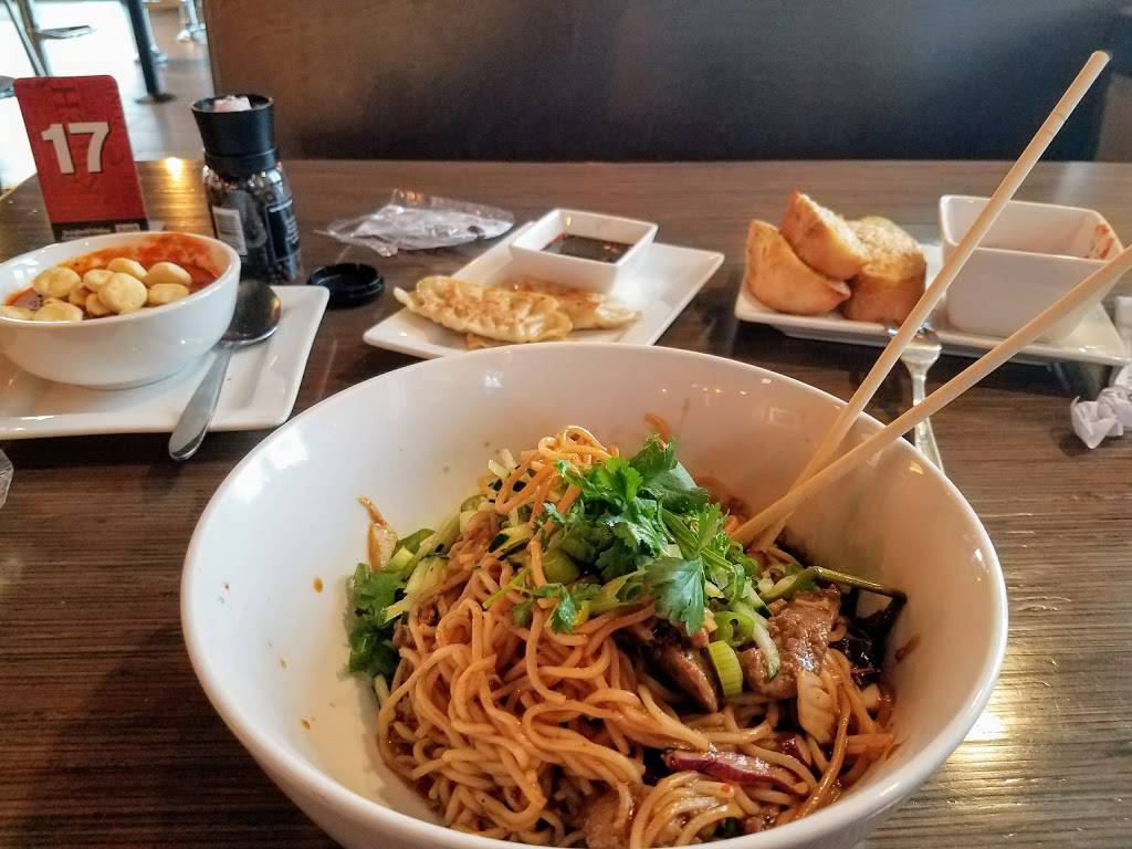 Noodles and Company | restaurant | 1310 Miller Park Way, Milwaukee, WI 53214, USA | 4145095192 OR +1 414-509-5192