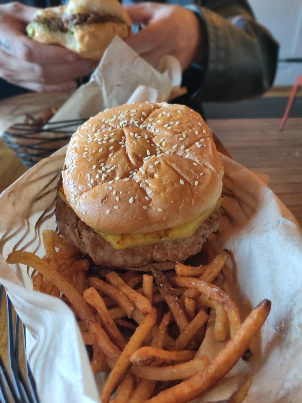 The Skirted Heifer | restaurant | 204 N Tejon St, Colorado Springs, CO 80903, USA | 7196353276 OR +1 719-635-3276