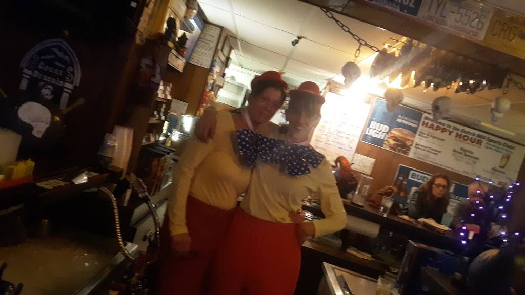 Dutch Mill Sports Club | restaurant | 4112, 4818 Dutch Mill Rd, Madison, WI 53716, USA | 6082222508 OR +1 608-222-2508