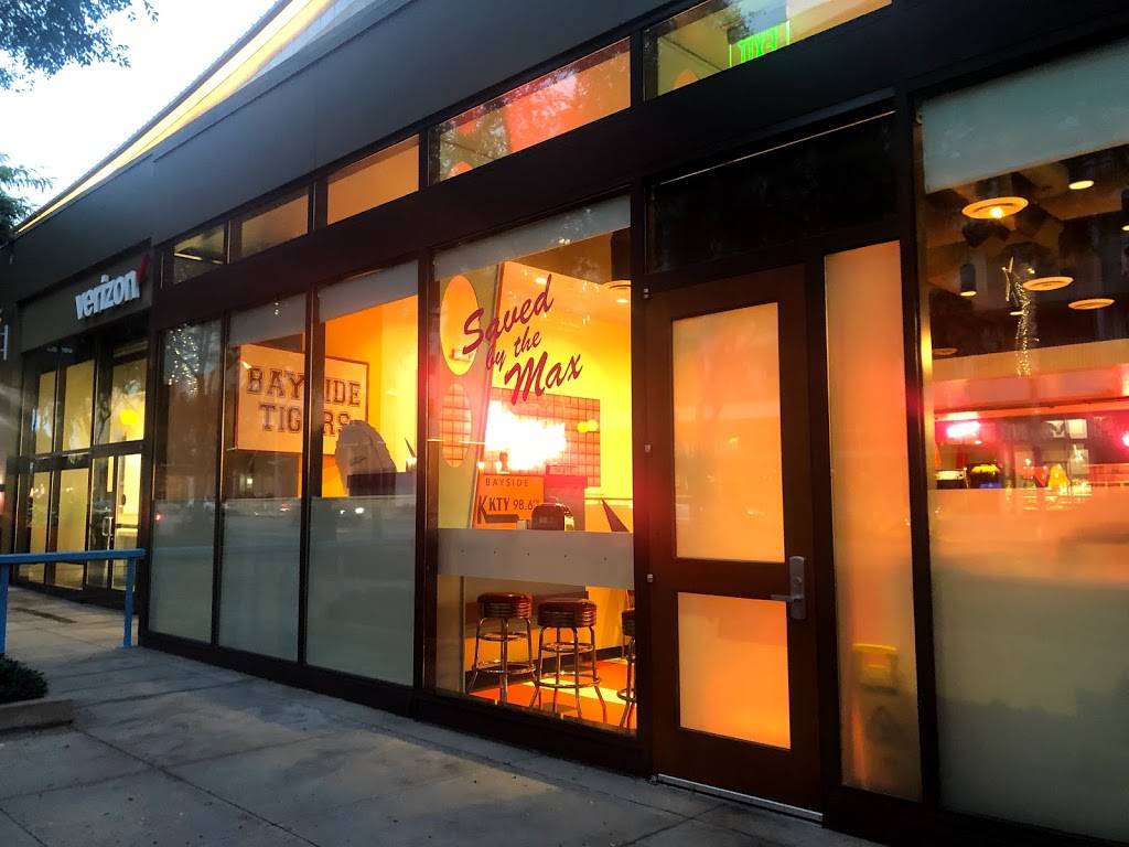 Saved By The Max | restaurant | 7100 Santa Monica Blvd #185, West Hollywood, CA 90046, USA | 3238502355 OR +1 323-850-2355