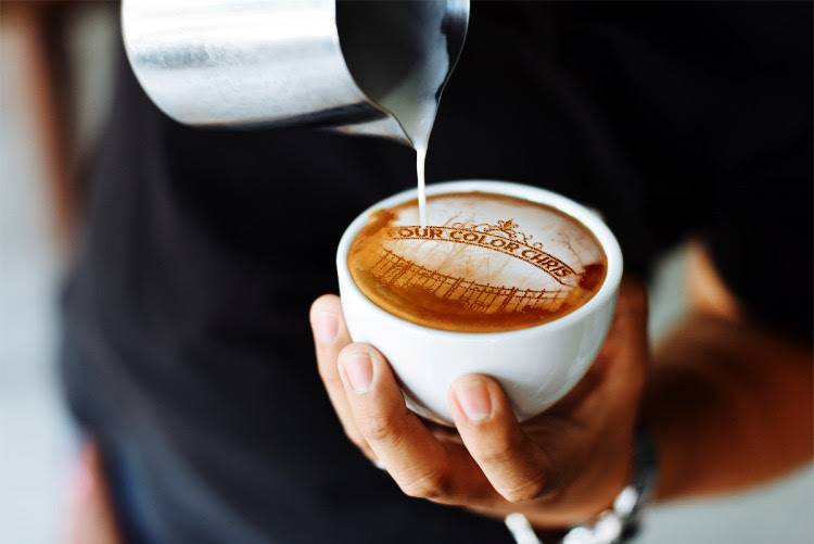 Honey Dew Donuts | bakery | 1334 Park Ave, Cranston, RI 02920, USA | 4014327990 OR +1 401-432-7990