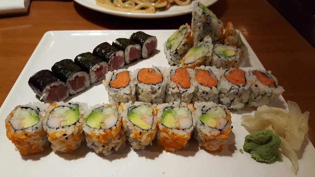 Fujihana Japanese Steakhouse | restaurant | 935 Loucks Rd, York, PA 17404, USA | 7178458988 OR +1 717-845-8988