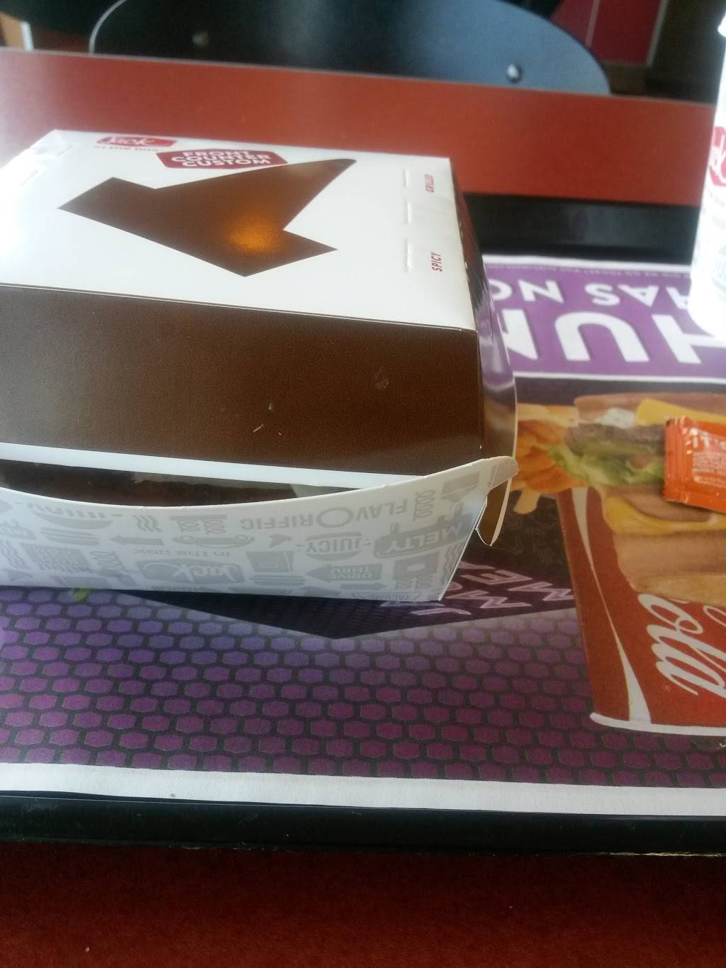 Jack in the Box | restaurant | 7205 NE 117th Ave, Vancouver, WA 98662, USA | 3608852450 OR +1 360-885-2450