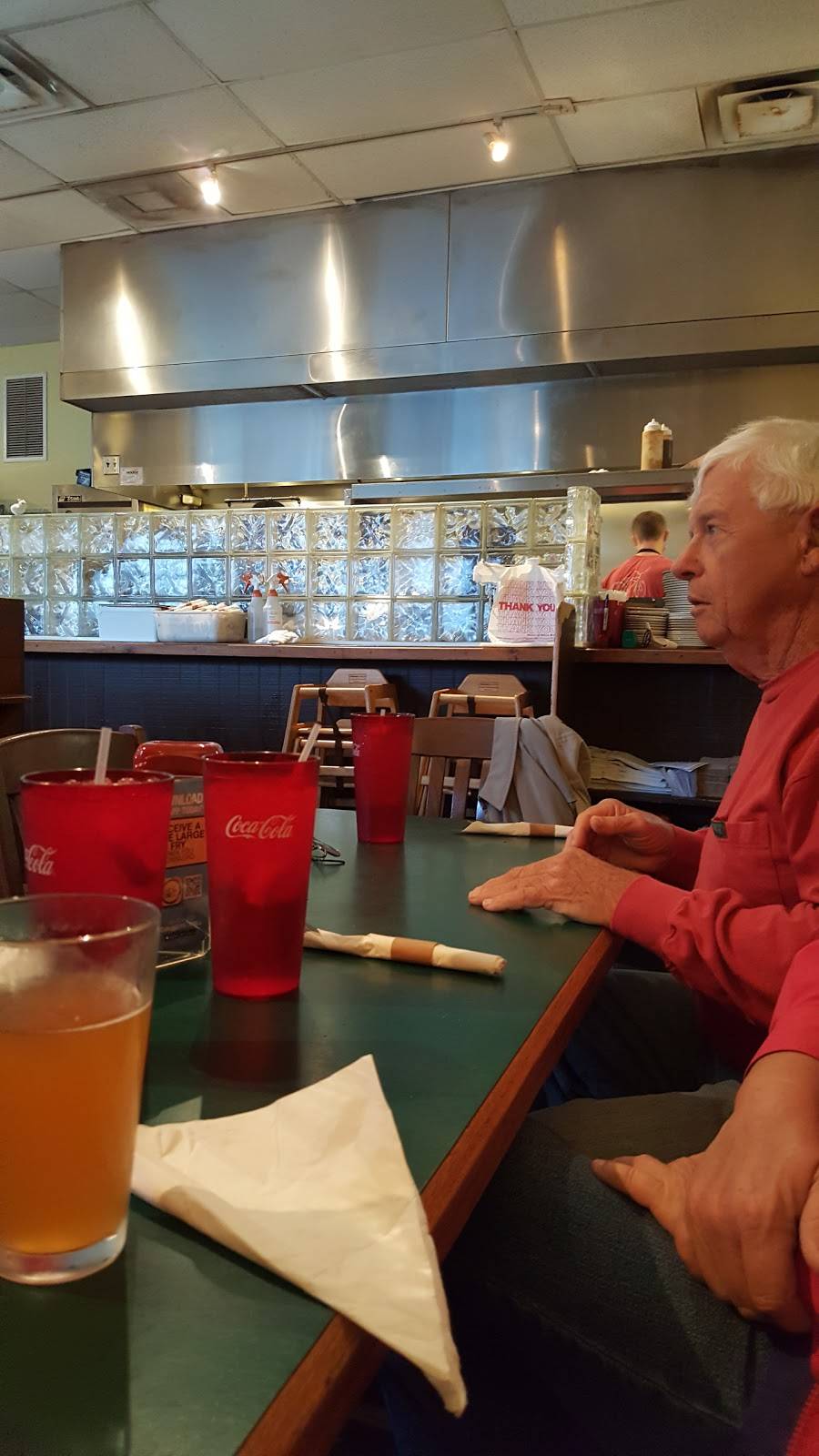 Cruisers Grill | restaurant | 319 23rd Ave S, Jacksonville Beach, FL 32250, USA | 9042700356 OR +1 904-270-0356