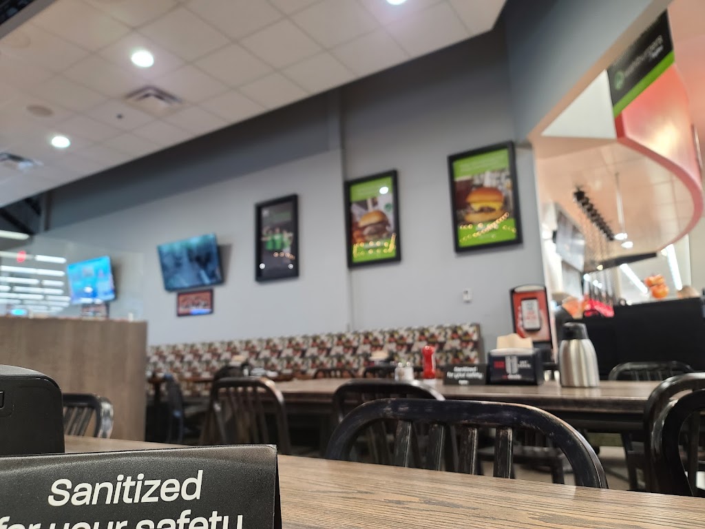 Wahlburgers @ Hy-Vee | restaurant | 640 Lincoln Way, Ames, IA 50010, USA | 5152321961 OR +1 515-232-1961