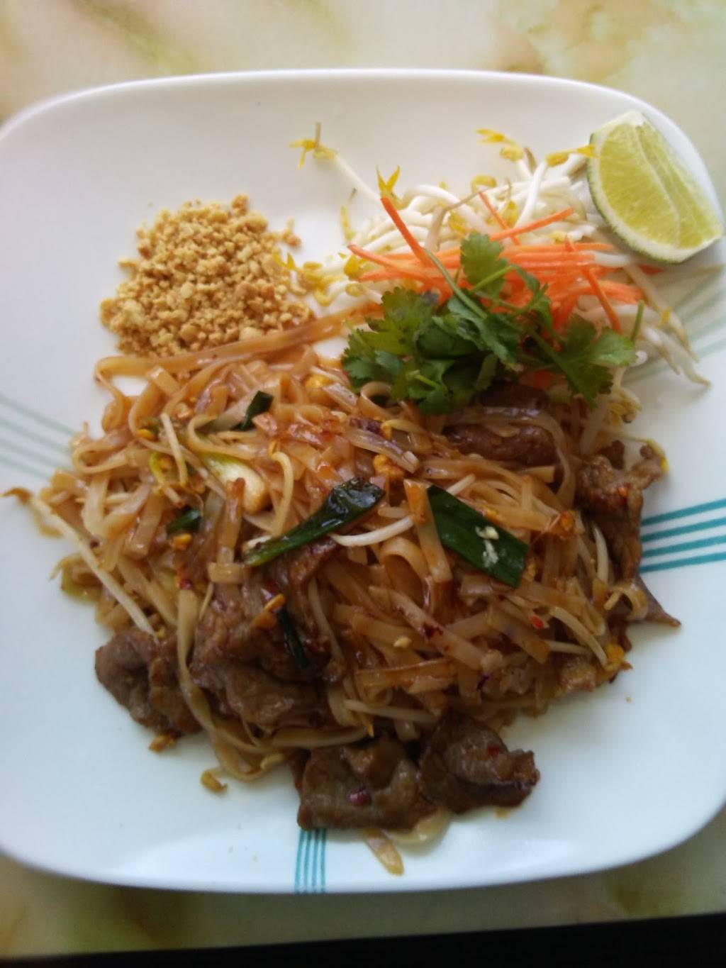 Ha Long Bay Restaurant | restaurant | 2741 Co Rd E East, St Paul, MN 55110, USA | 6516536868 OR +1 651-653-6868