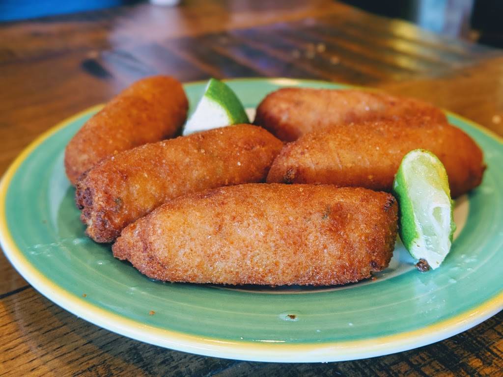 Islas Canarias Cafe Restaurant & Bakery | bakery | 3804 SW 137th Ave, Miami, FL 33175, USA | 3055590111 OR +1 305-559-0111