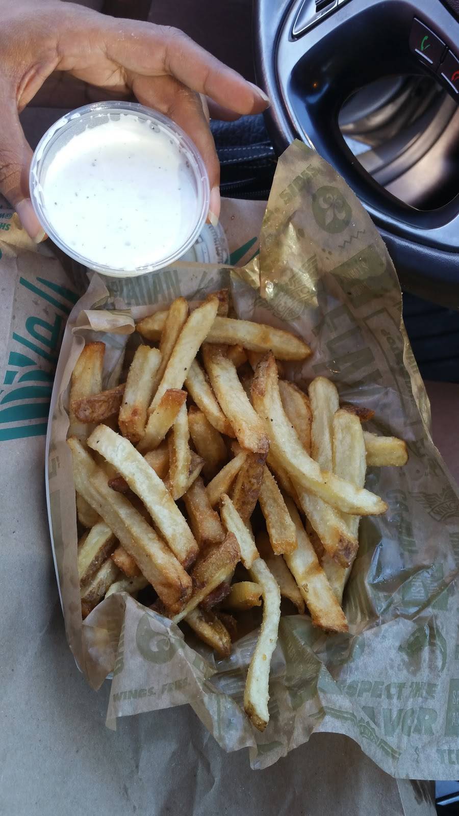 Wingstop | restaurant | 6611 Taft St, Hollywood, FL 33024, USA | 9549819466 OR +1 954-981-9466