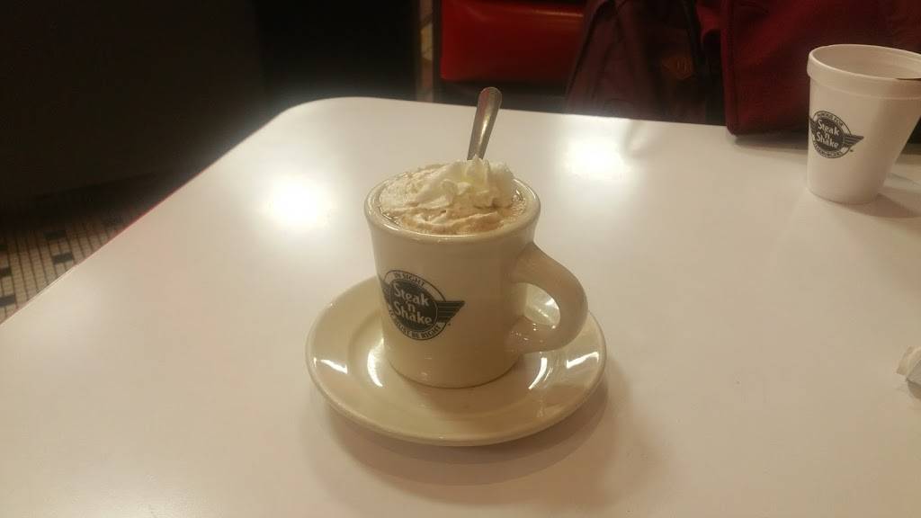 Steak n Shake | restaurant | 2296 Gunbarrel Rd, Chattanooga, TN 37421, USA | 4238922993 OR +1 423-892-2993