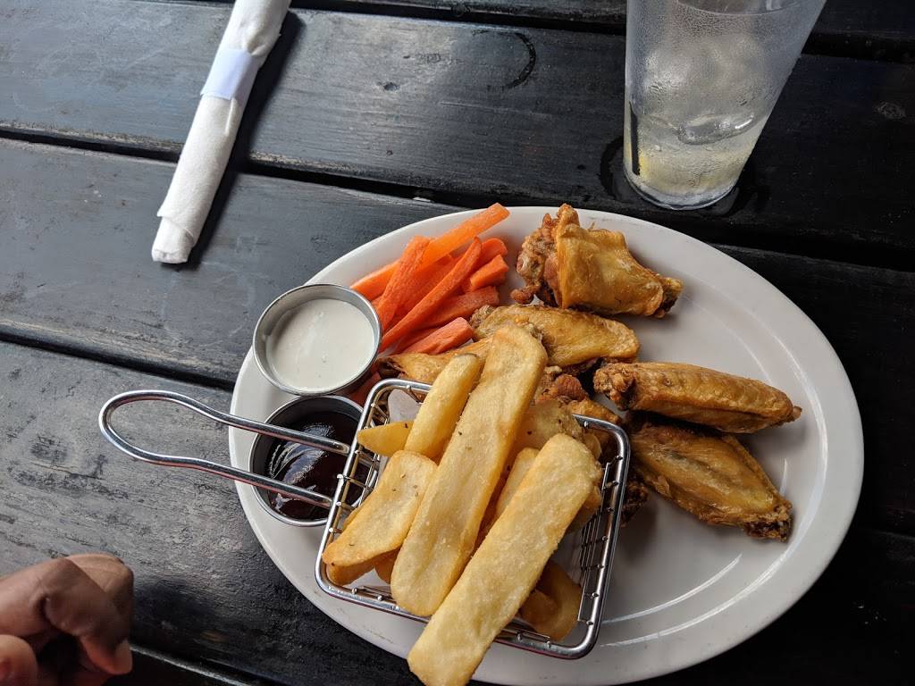 Hibernian Pub | restaurant | 311 Glenwood Ave, Raleigh, NC 27603, USA | 9198332258 OR +1 919-833-2258