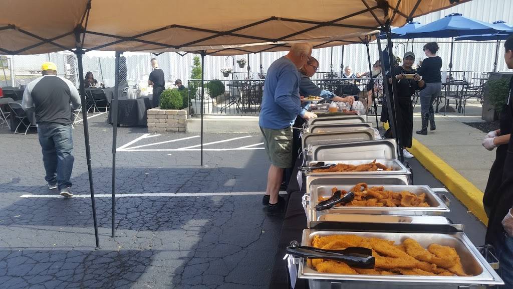 Franks Fish And Seafood Carryout (Restaurant) | restaurant | 5249 Trabue Rd, Columbus, OH 43228, USA | 6148788600 OR +1 614-878-8600