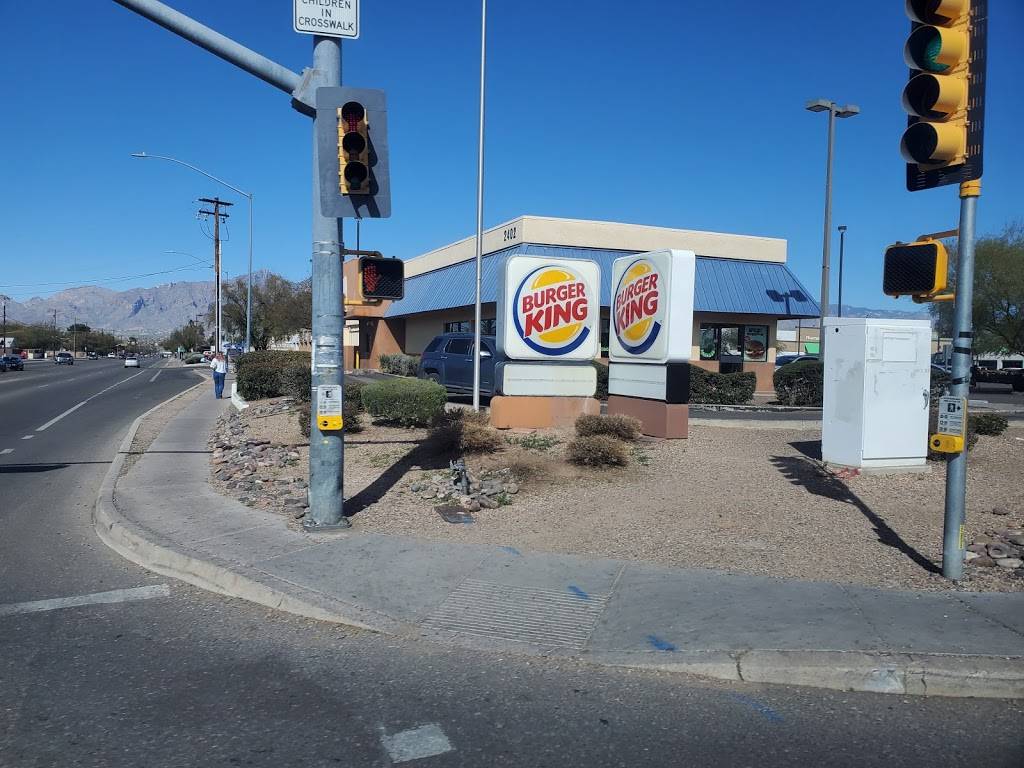 Burger King | restaurant | 2402 N Alvernon Way, Tucson, AZ 85712, USA | 5203262305 OR +1 520-326-2305