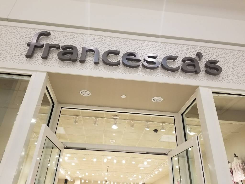 Fashion Outlets of Chicago | shopping mall | 5220 Fashion Outlets Way, Rosemont, IL 60018, USA | 8479287500 OR +1 847-928-7500