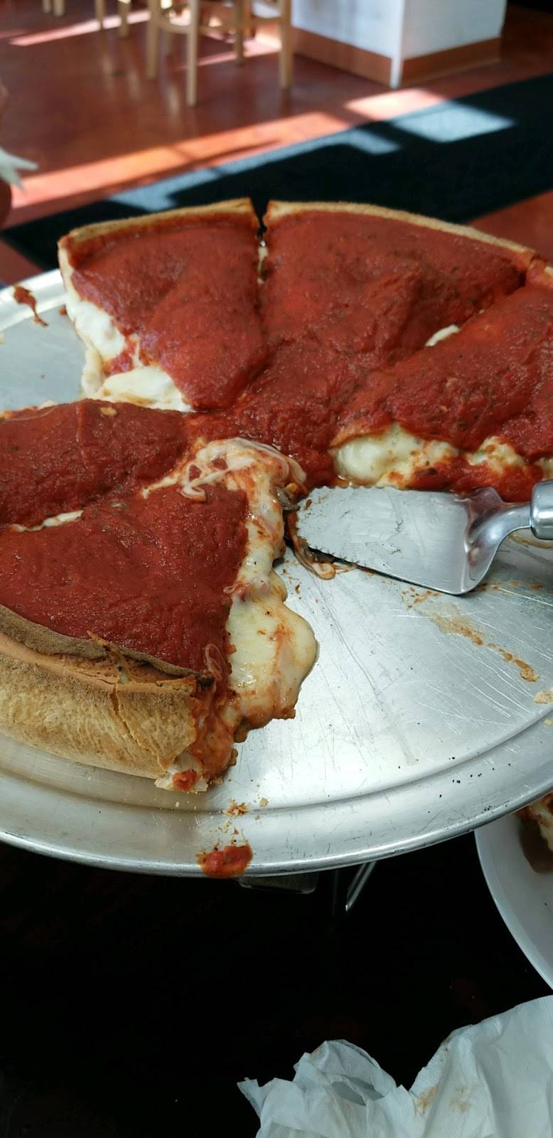 Annas Pizza | restaurant | 207 Pratt St, Streator, IL 61364, USA | 8156725557 OR +1 815-672-5557