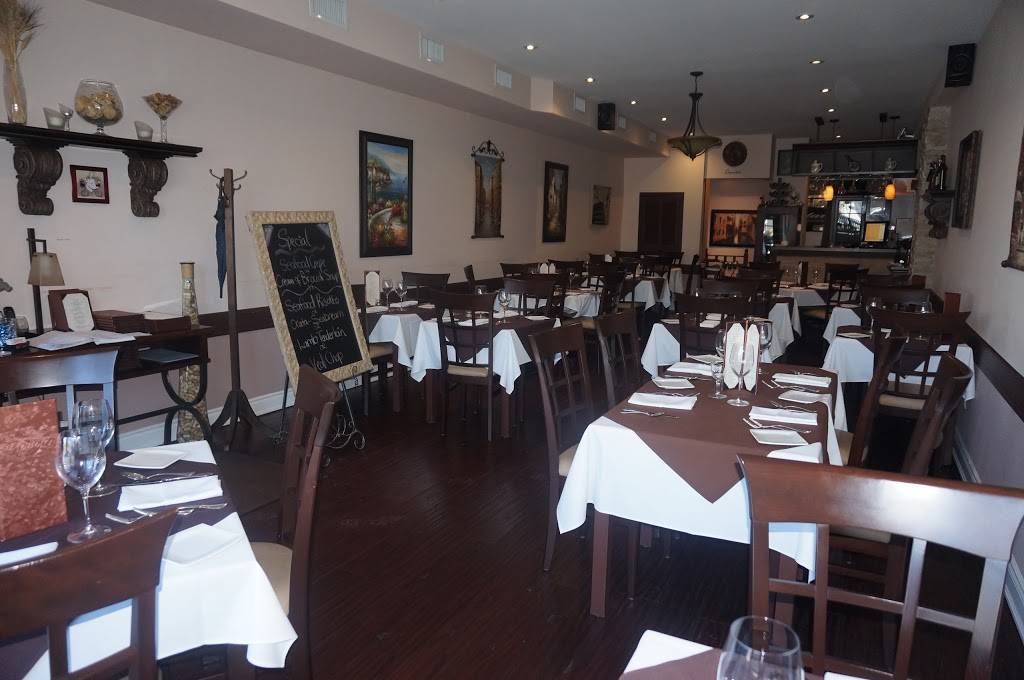 Volare Ristorante | restaurant | 753 The Queensway, Etobicoke, ON M8Z 1M8, Canada | 6477484848 OR +1 647-748-4848