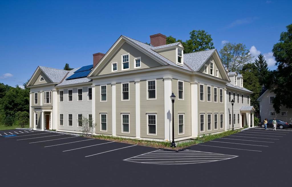 The Norwich Inn | restaurant | 325 S Main St, Norwich, VT 05055, USA | 8026491143 OR +1 802-649-1143