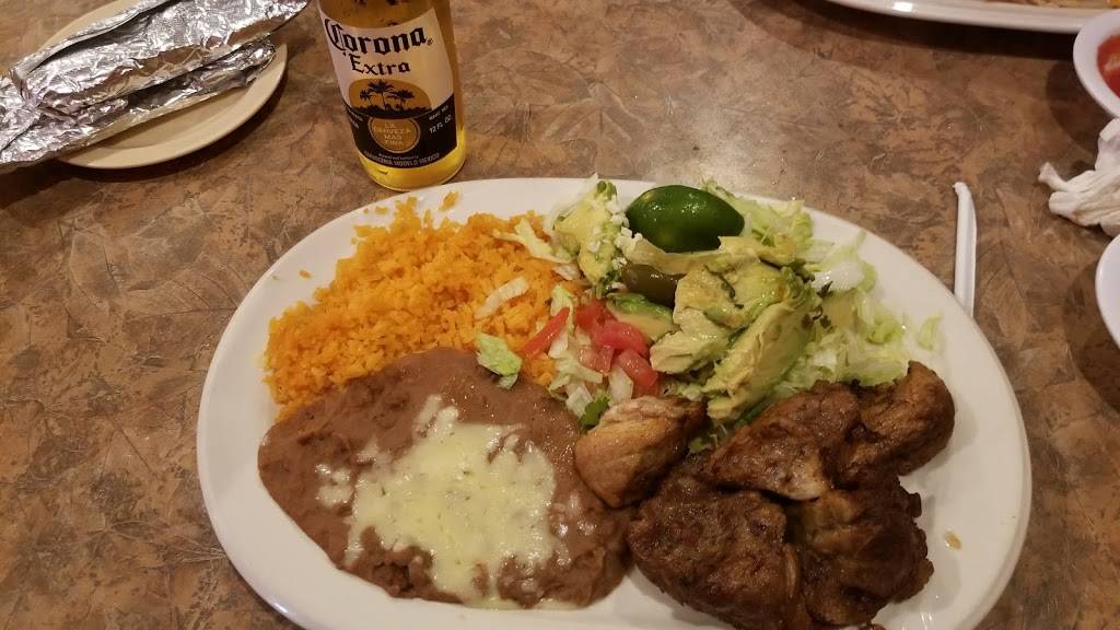 El Mazatlan | restaurant | 302 NC-55 #700, Mt Olive, NC 28365, USA | 9196583555 OR +1 919-658-3555