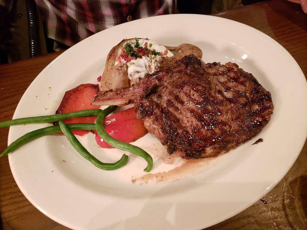 The Keg Steakhouse + Bar - Windsor Devonshire | restaurant | 490 Division Rd, Windsor, ON N9A 6K7, Canada | 5199693146 OR +1 519-969-3146