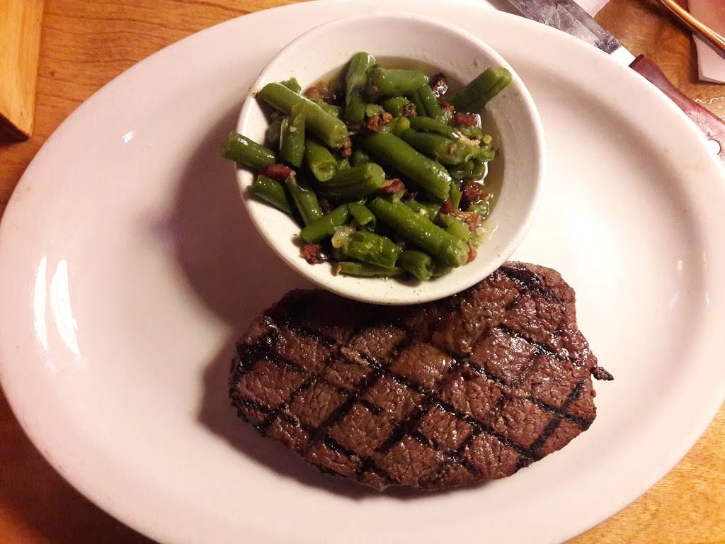 Texas Roadhouse | restaurant | 3000 Crystal Springs, Bedford, TX 76021, USA | 8178580427 OR +1 817-858-0427