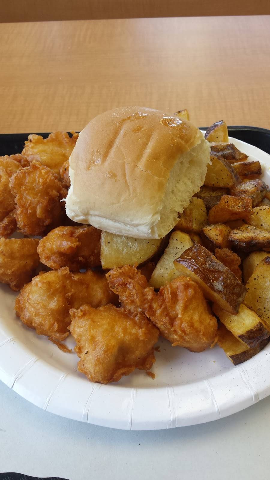 Chicken Shack Clarkston | meal takeaway | 6315 Sashabaw Rd, Village of Clarkston, MI 48346, USA | 2486206363 OR +1 248-620-6363