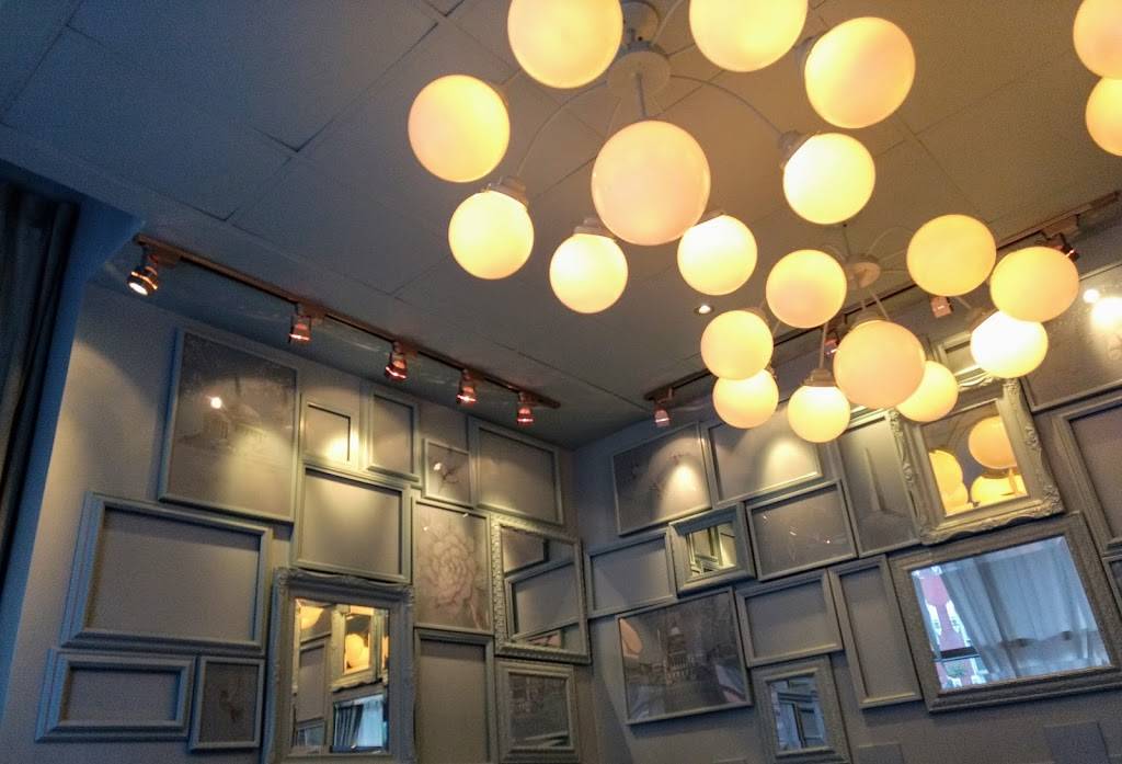 Morris American Bar | restaurant | 1020 7th St NW, Washington, DC 20001, USA | 8333667747 OR +1 833-366-7747